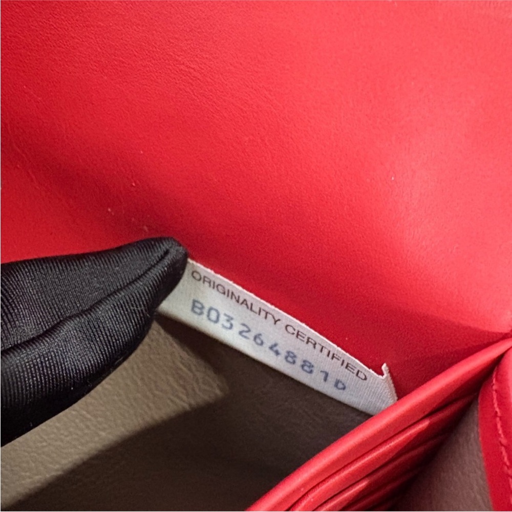 Bottega Veneta Red Intrecciato Leather  Wallet Authentic - Picture 10 of 16